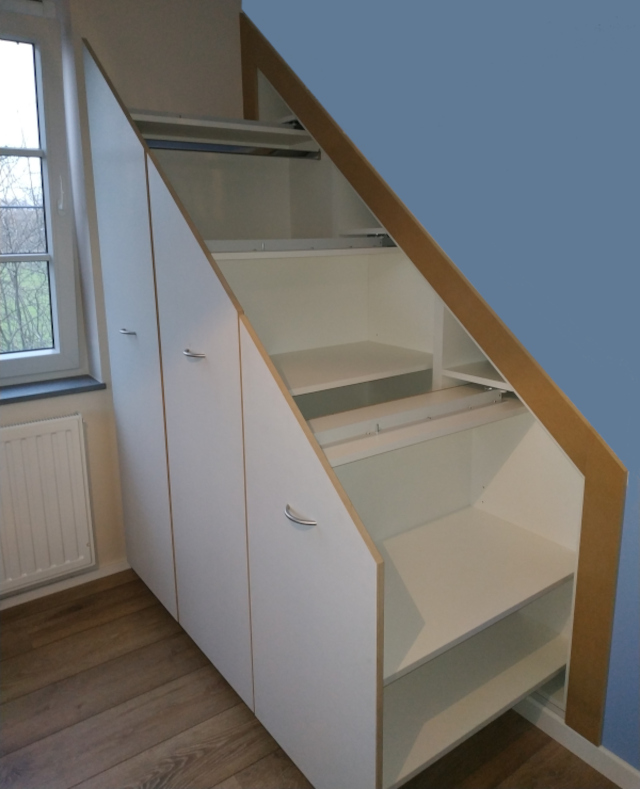 Meuble sous escalier