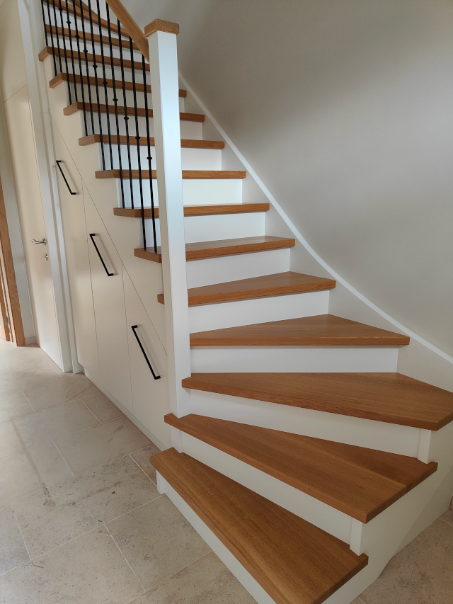 Fabrication d'escaliers en bois sur mesure à Jodoigne & Brabant Wallon